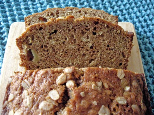 Applesauce Oatmeal Bread | Adventures of a Hungry Redhead Applesauce Oatmeal Bread | Adventures of a Hungry Redhead