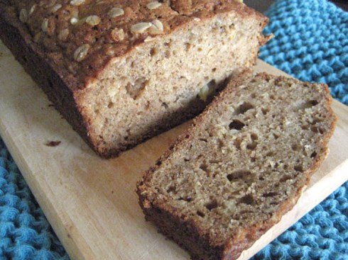 Applesauce Oatmeal Bread | Adventures of a Hungry Redhead Applesauce Oatmeal Bread | Adventures of a Hungry Redhead
