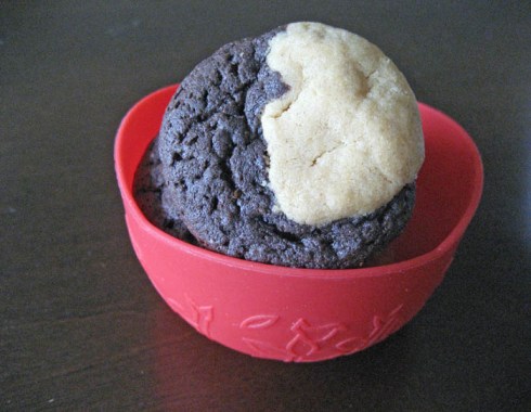 Mini Peanut Butter and Chocolate Swirl Cookies | Adventures of a Hungry Redhead