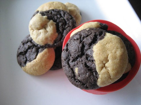 Mini Peanut Butter and Chocolate Swirl Cookies | Adventures of a Hungry Redhead