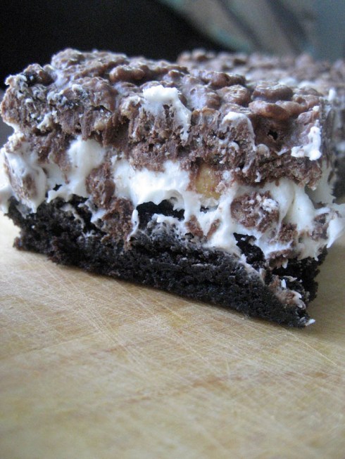 Brownie Goody Bars | Adventures of a Hungry Redhead