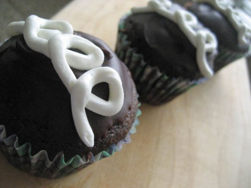 Fauxstess Cupcakes | Adventures of a Hungry Redhead