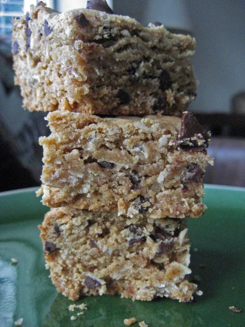 Vegan Chocolate Chip Blondies | Adventures of a Hungry Redhead